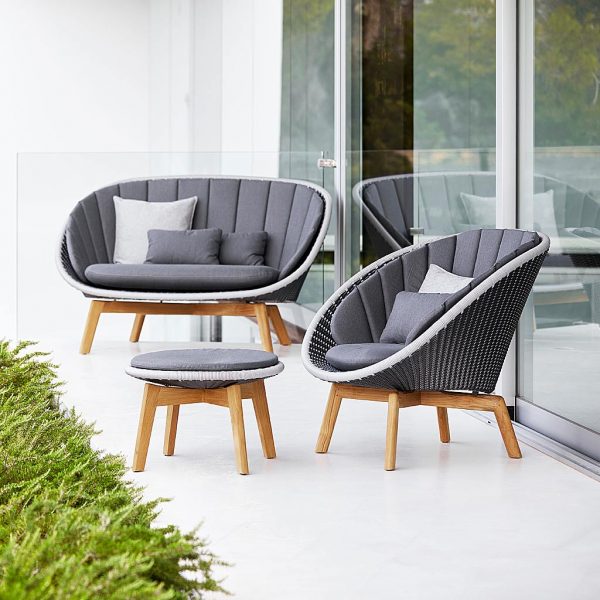Peacock garden easy furniture includes a designer 2 seat garden sofa & modern outdoor lounge chair in all-weather furniture materials by Cane-line.