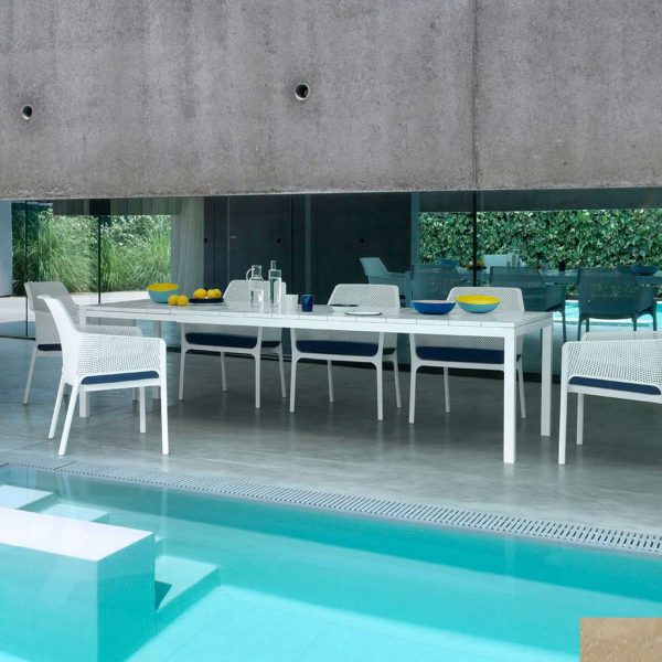 Net Carver Chairs & Rio EXTENDING Outdoor TABLE Is A MODERN Garden Dining Table In ALL-WEATHER Hospitality Furniture MATERIALS By Nardi Exterior Contract Furniture