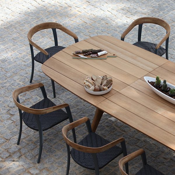 Image of Royal Botania Jive Zidiz outdoor dining furniture in anthracite and teak