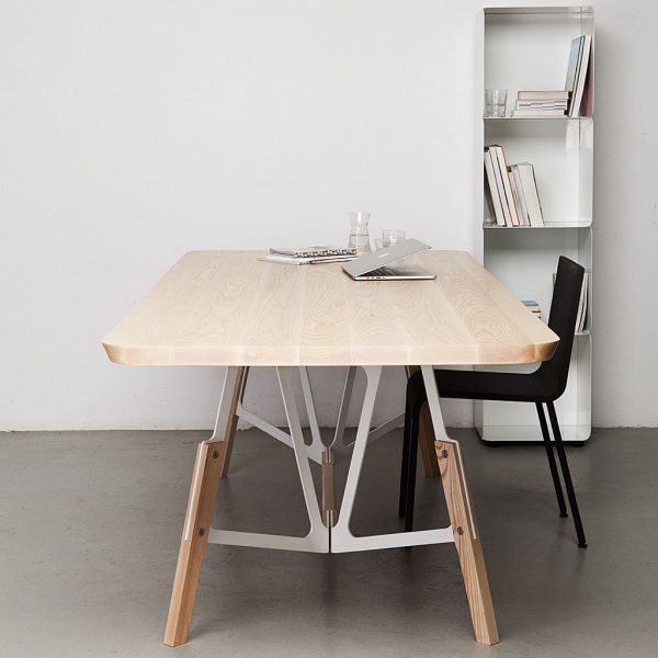 Quodes Stammtisch Table - Modern Design Table