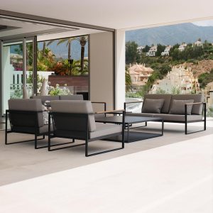 Röshults Garden Easy outdoor sofas & garden lounge furniture in all-weather furniture materials by Roshults Swedish garden furniture.