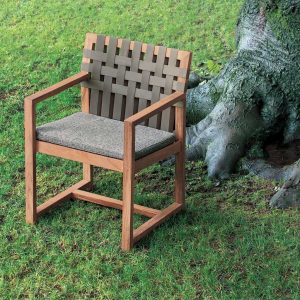 Network garden dining chair is a modern teak outdoor chair by Rodolfo Dordoni in all-weather materials by Roda luxury exterior furniture.