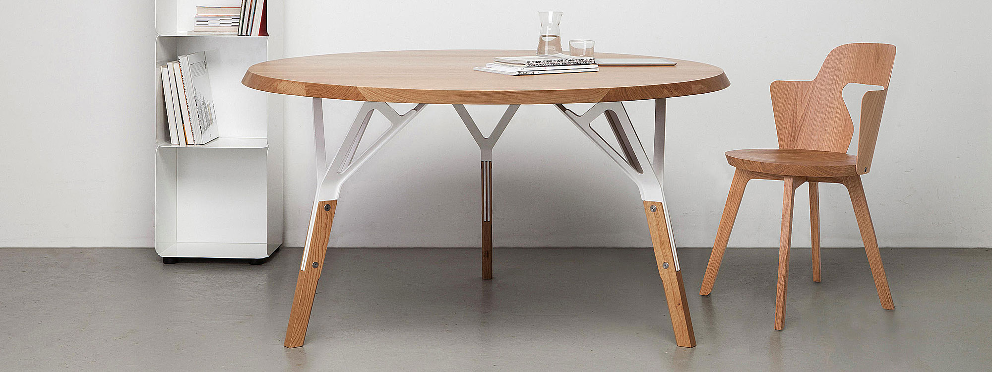 Quodes Stammplatz Dining Armchair & Table. Contemporary Interior Chair - Alfredo Häberli. Solid Oak/ Oak Veneer. Design Furniture Company.
