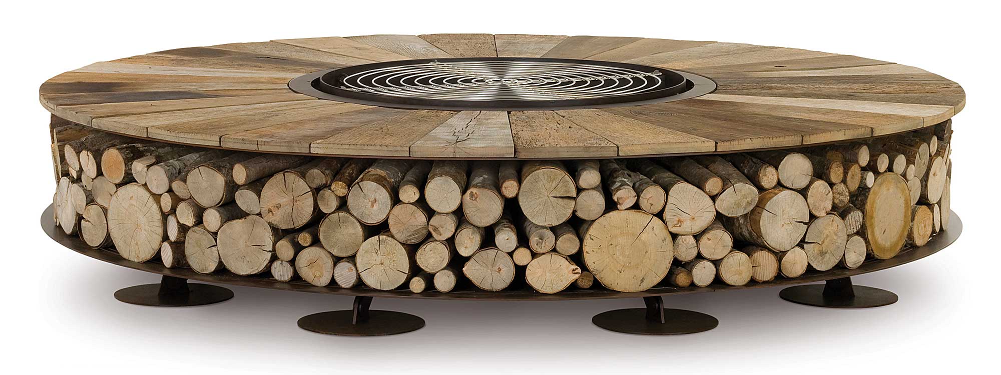 Studio Shot Of Zero WOOD FIRE PIT & Optional Stainless Steel BBQ Grill, Designed By Ivano Losa. Zero Wood MINIMALIST Outdoor Fireplace Is Avalailable In 3 Different Sizes Of 1.5, 2.0 & 3.0M Diametre. Zero Wood MODERN Garden Fire Pit Is Made In LUXURY Fire Pit MATERIALS By AK47 Fire Pits Company, Italy.