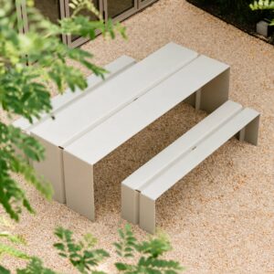 Image of Wunder The Bended table and benches