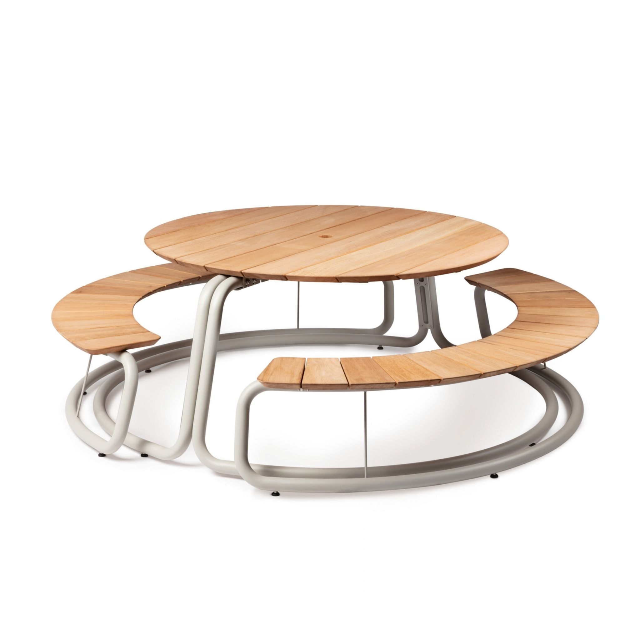 Studio image of Wunder The Circle circular picnic table & benches