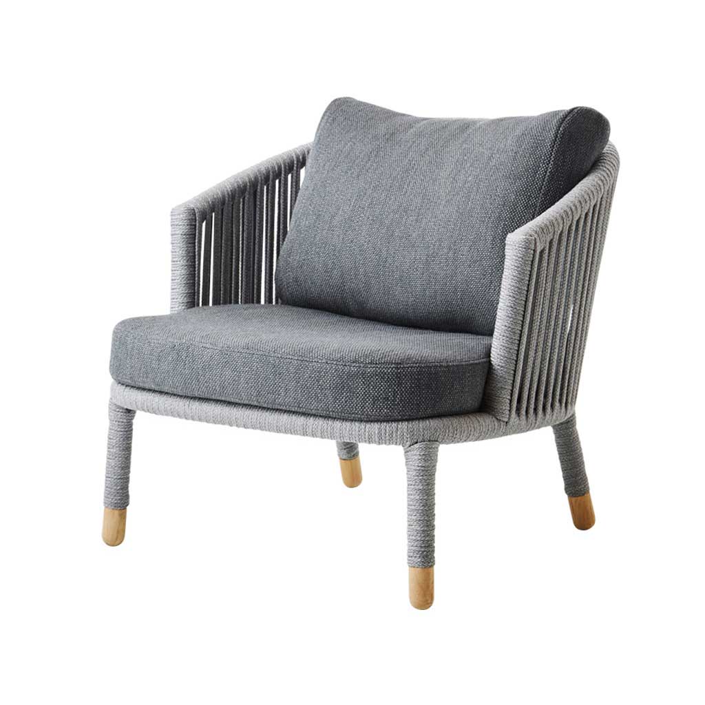 Moments garden lounge set with a modern 3 seat outdoor sofa, relax chairs & ceramic exterior coffee table by Caneline luxury garden furniture