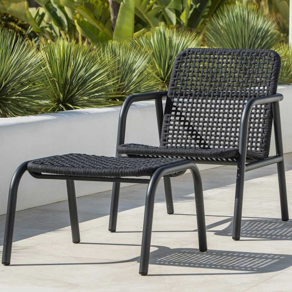 Durham exterior lounge furniture & modern outdoor relax furniture is durable outdoor furniture by Jati & Kebon aluminium garden furniture