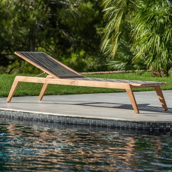 Ritz modern teak sunbed is an adjustable sun lounger in FSC sustainable teak furniture materials by Jati & Kebon beautiful garden furniture
