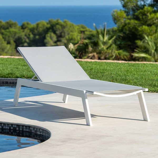 Vigo XL sun lounger is a modern aluminium sun bed in durable outdoor furniture materials by Jati & Kebon trendy garden furniture company.
