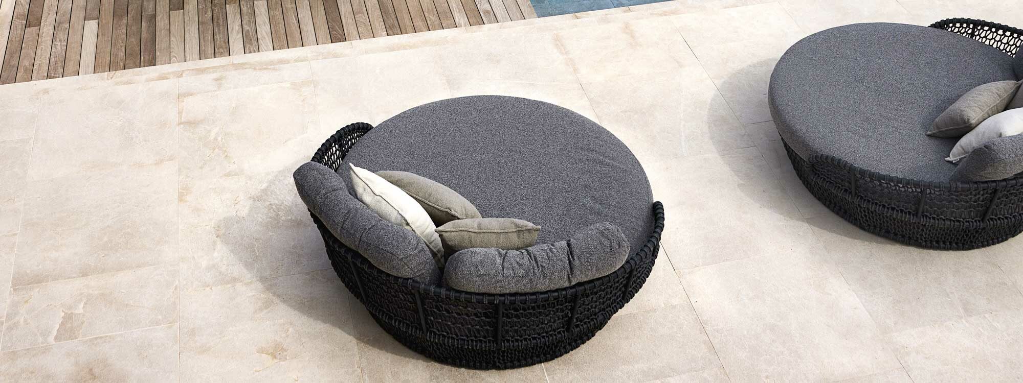 Image of birds eye view of Cane-line Ocean Large daybed in dark grey SoftRope & dark-grey Cane-line Wove fabric cushions