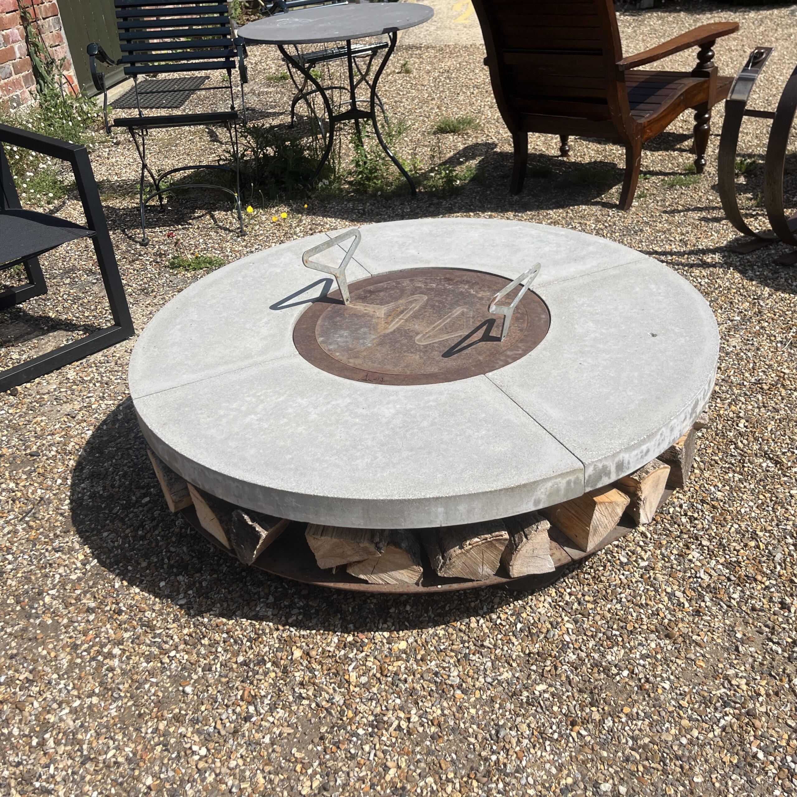 Image of AK47 Ercole luxury fire pit