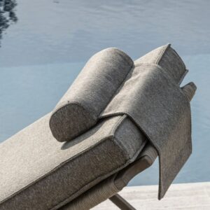 Gommaire Heady cushion