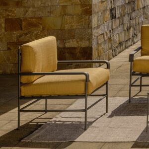 Image of Unopiu Toscana lounge chair poltrona