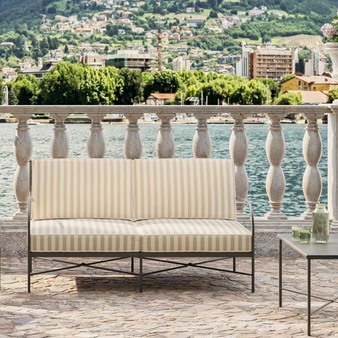Unopiu IGEA 2 seater sofa