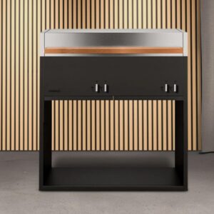 Image of Roshults Essentials gas bbq in Beluga black stainless steel